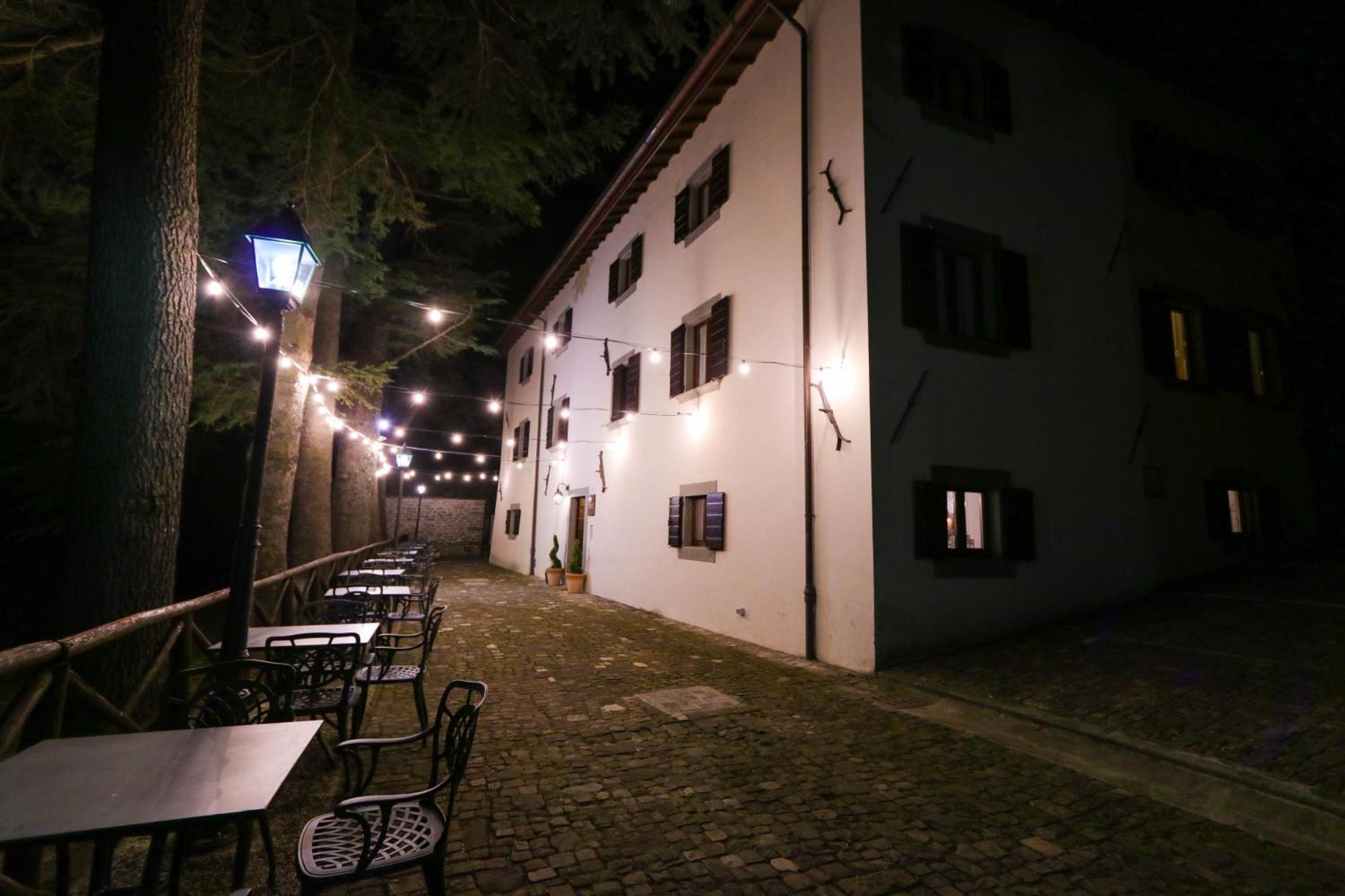 Il Palazzo Ridracoli Hotell Bagno di Romagna Exteriör bild