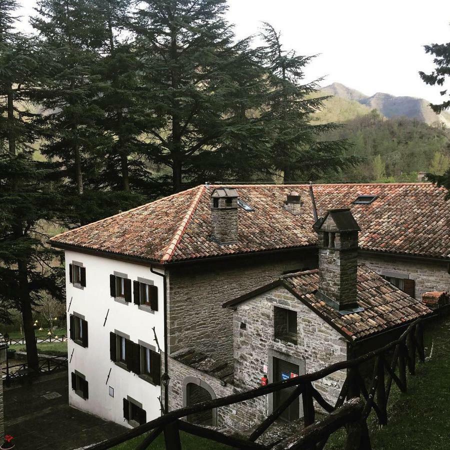 Il Palazzo Ridracoli Hotell Bagno di Romagna Exteriör bild